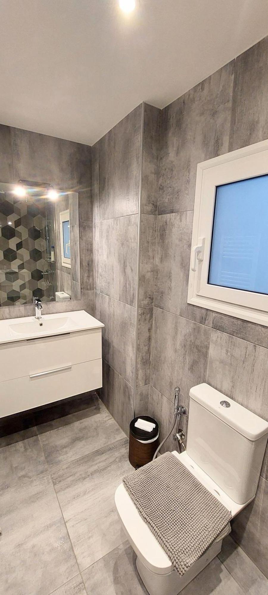 Elegant Apartment In Plaka アテネ エクステリア 写真